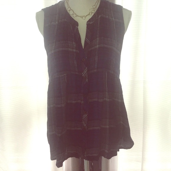 Knox Rose sleeveless button down. Size M - Picture 2 of 6